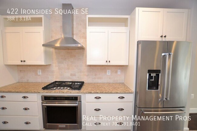 Foto del edificio - 422 Ironsides Square SE