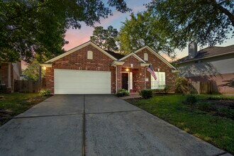 Building Photo - 15 Heron Hollow Ct