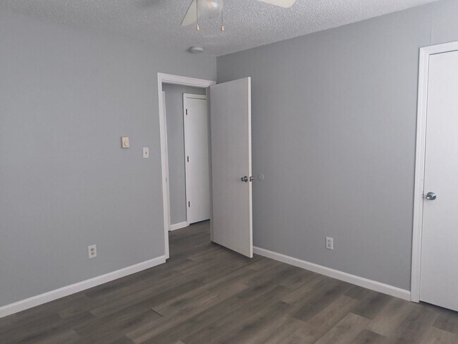 Foto del edificio - 604 W Haven Dr