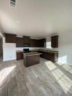 Building Photo - 3602 Eutopia St