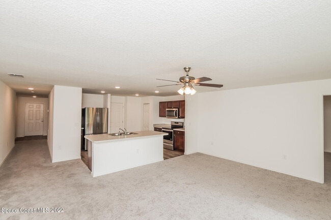 Foto del edificio - 3270 Hale Ave