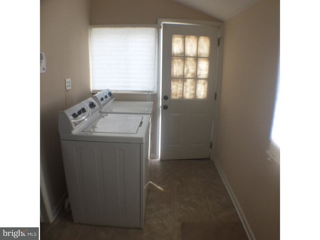 Foto del edificio - 308 Main St