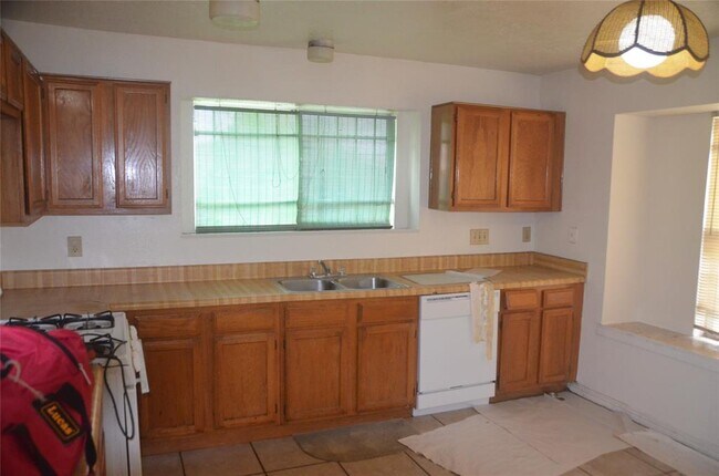 Foto del edificio - 3407 Sandbrook Dr