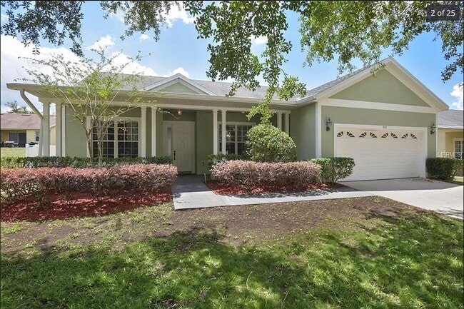 Building Photo - 925 White Oak Way