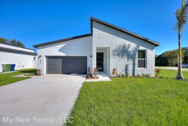 Building Photo - 4 br, 2 bath House - 330 Royal Palm Way