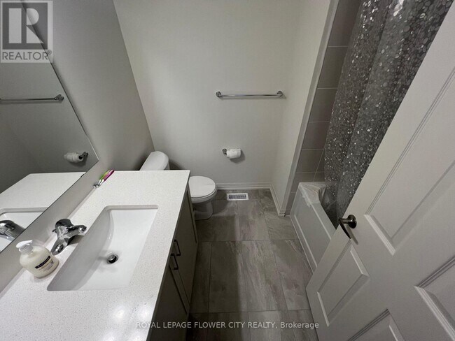 Building Photo - 1 Mayapple St