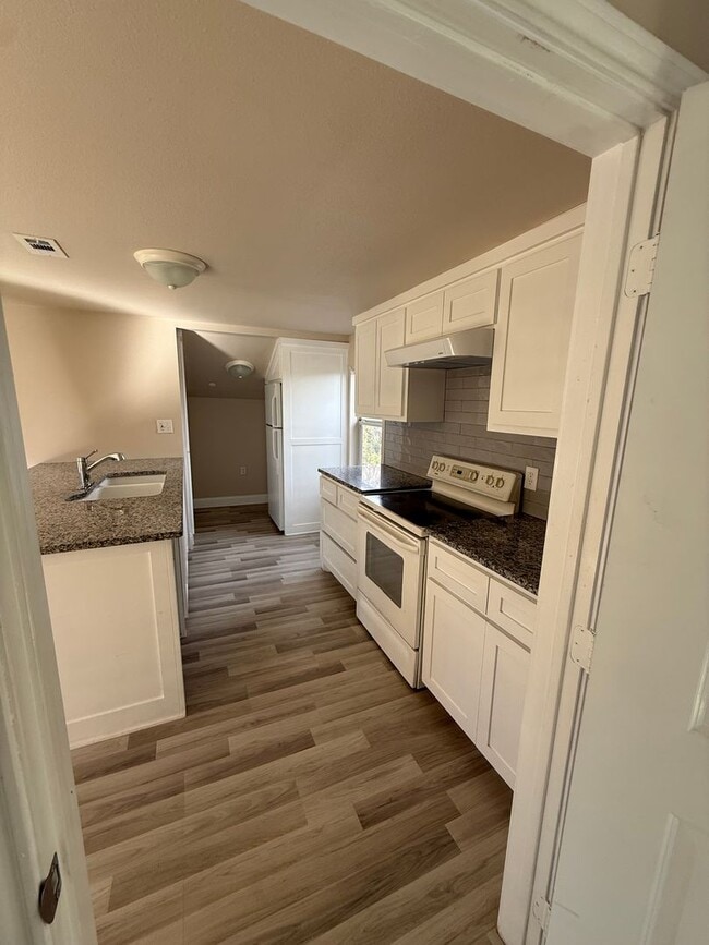 Building Photo - Purington5317