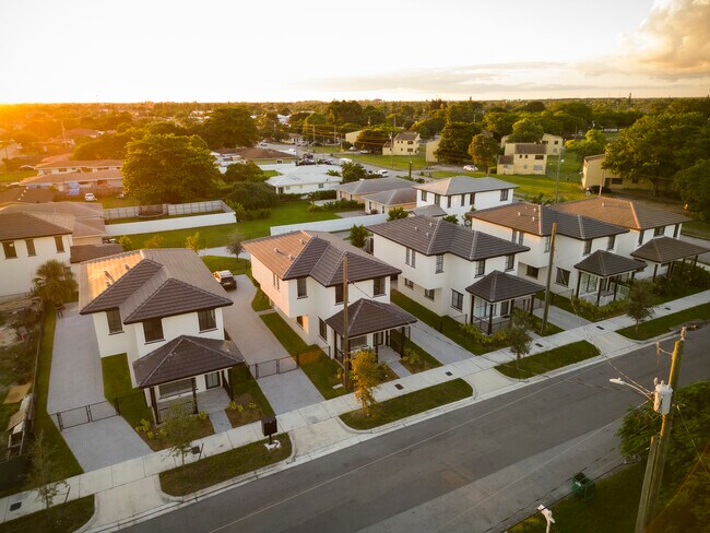 Foto del edificio - 18020 SW 103rd Ave