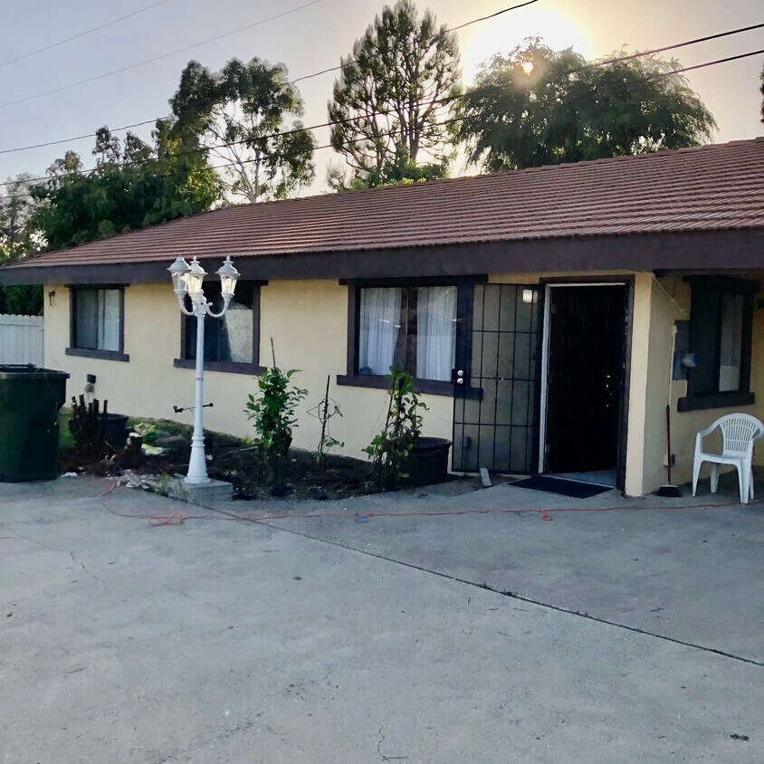 8929 Arrington Ave, Downey, CA 90240 House Rental in Downey, CA