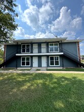 Building Photo - 1634 Clear Lake Ave