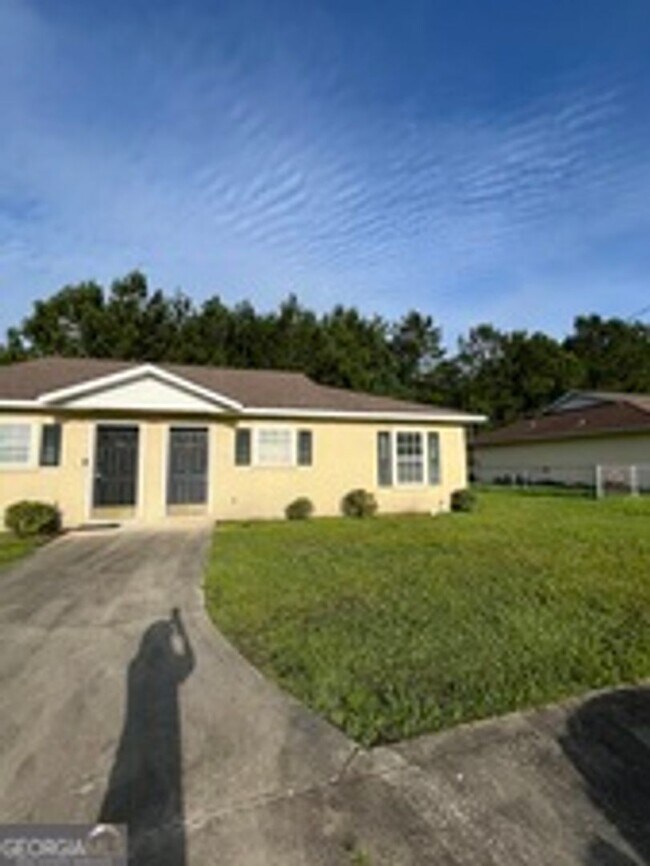 Foto del edificio - 408/410 Lawnwood Ct