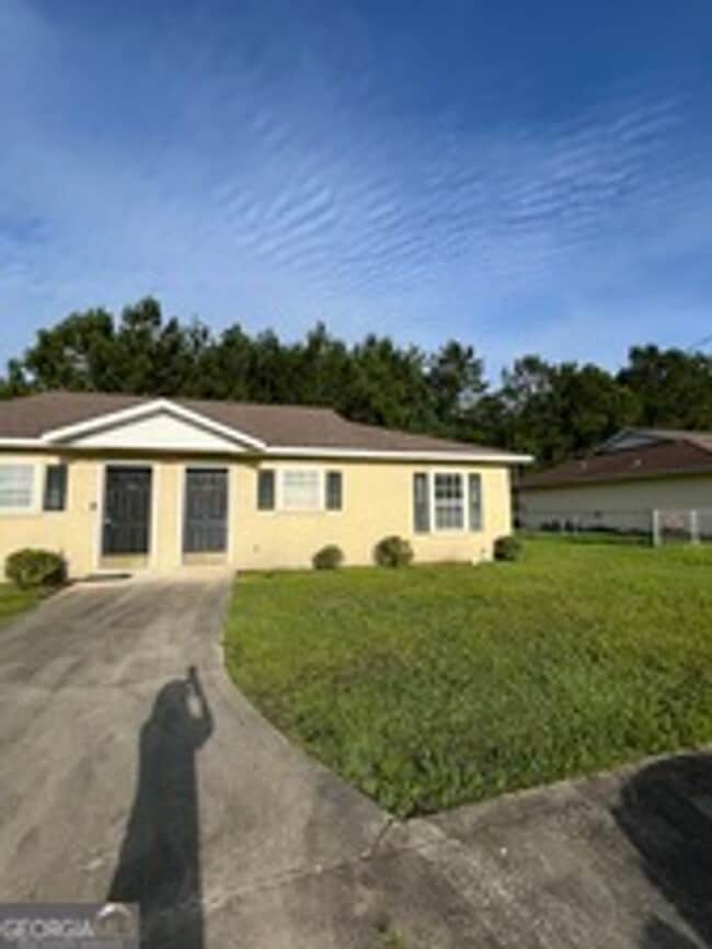 Building Photo - 408/410 Lawnwood Ct