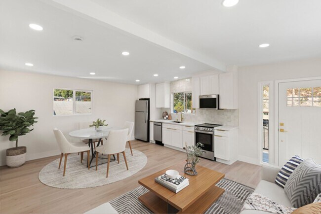 Foto del edificio - 3646 Curlew St