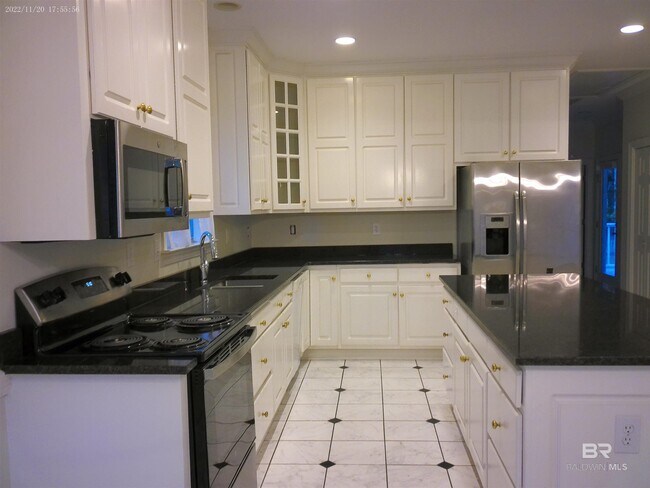 Foto del edificio - 105 McIntosh Bluff Rd