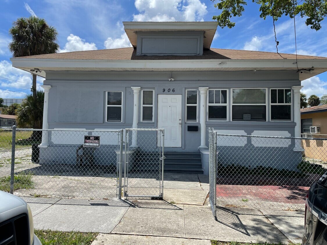 906 5th St, West Palm Beach, FL 33401 House for Rent in West Palm