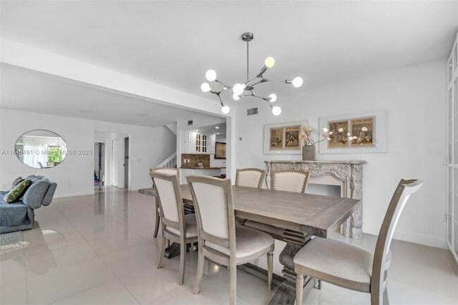 Building Photo - 3 bedroom in North Miami Beach FL 33179