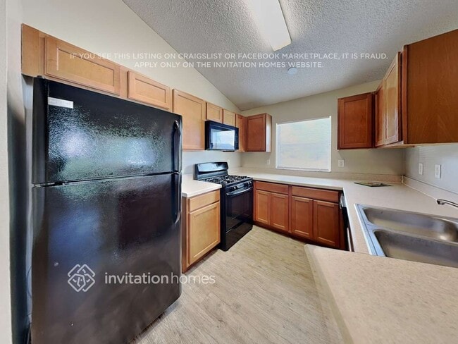 Foto del edificio - 1401 Brookebridge Dr