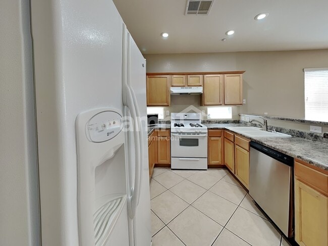 Building Photo - 8957 Misty Mill Ct