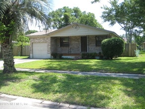 Building Photo - 7451 John F Kennedy Dr W