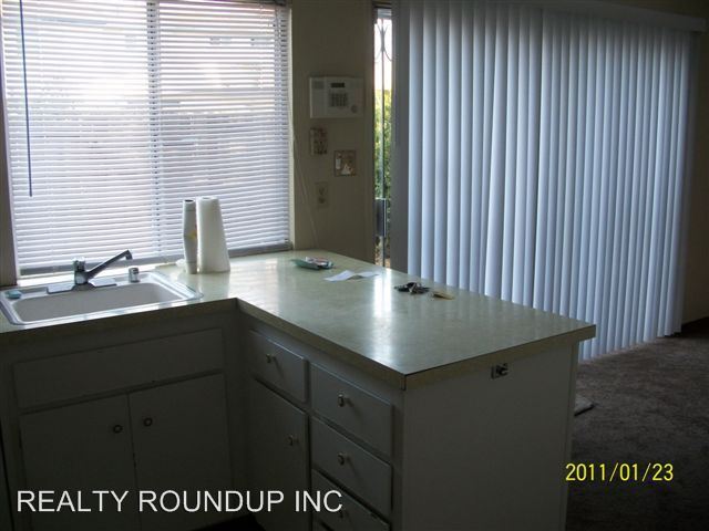 Building Photo - 7728 La Mancha Way