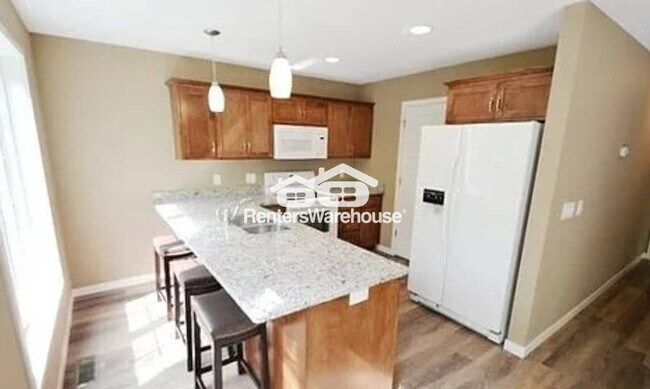 Foto del edificio - 1305 Flag Ave N