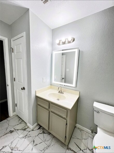 Building Photo - 2916 Starlight Dr