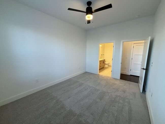 Interior Photo - The Argos Apartments on The Beltline