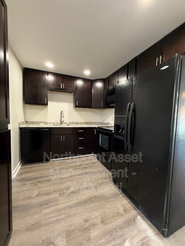 Primary Photo - 2567 Belhaven Dr