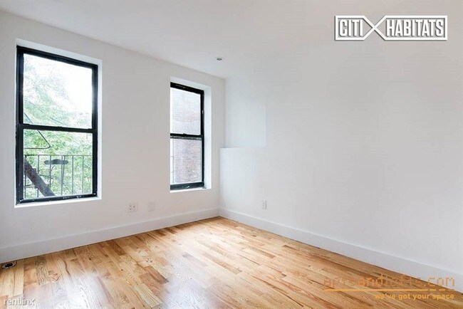 Foto del edificio - 304 10th St