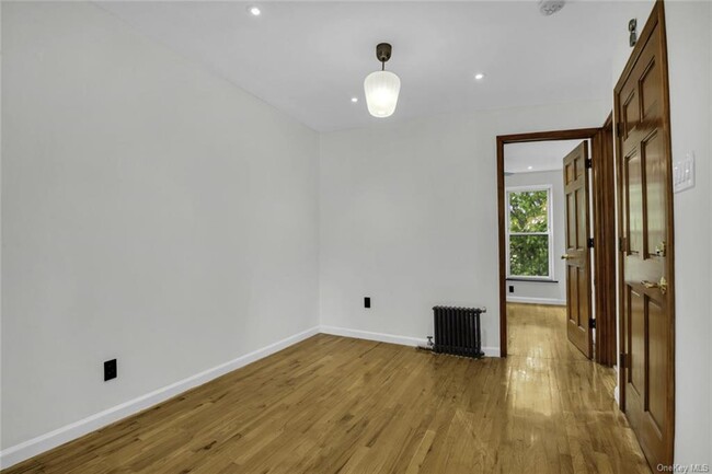 Foto del edificio - 545 Quincy St