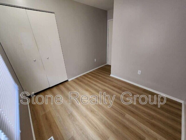 Foto del edificio - 2262 3rd Ave