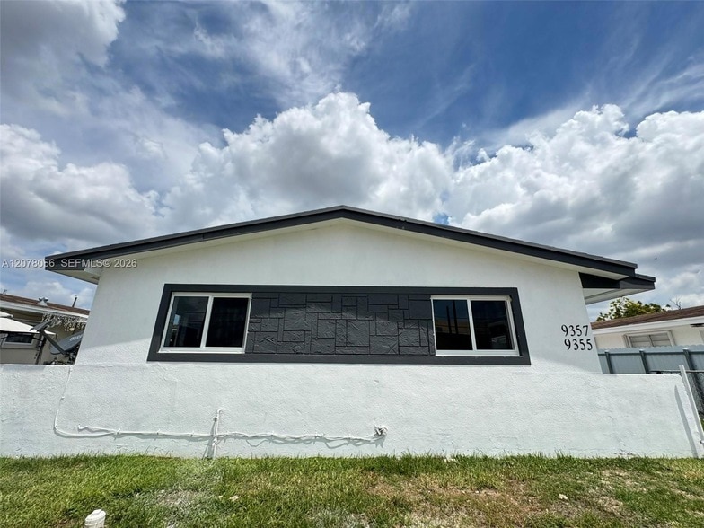 Photo - 9355 SW 39th Street Unit 9357