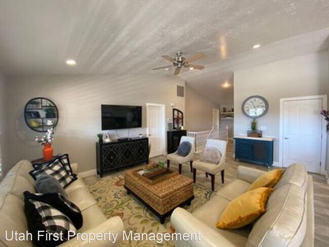 Building Photo - 3 br, 2.5 bath House - 939 W Edgehill Lane