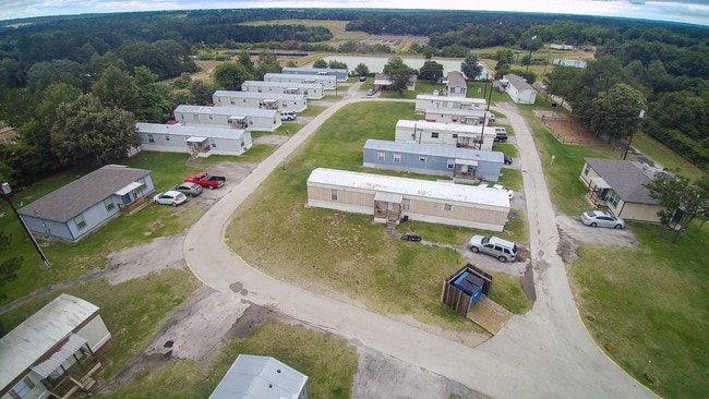 Building Photo - Stewart Place Estates