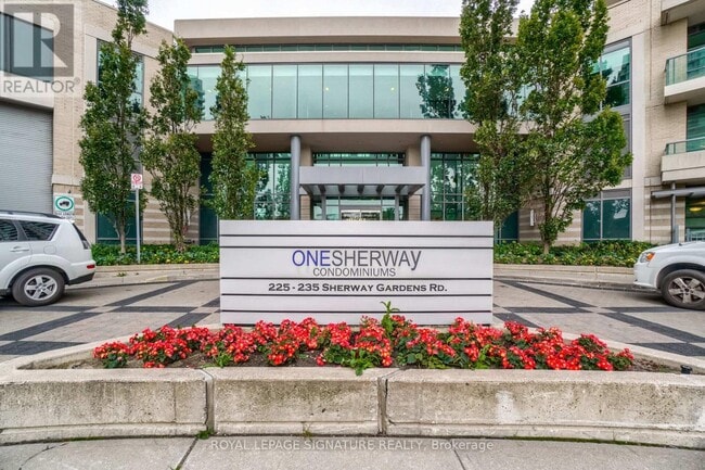Building Photo - 225-225 Sherway Gardens Rd