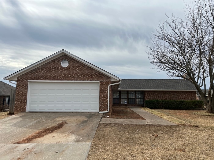 Primary Photo - 2300 Brandies Ct. Norman, OK 73071