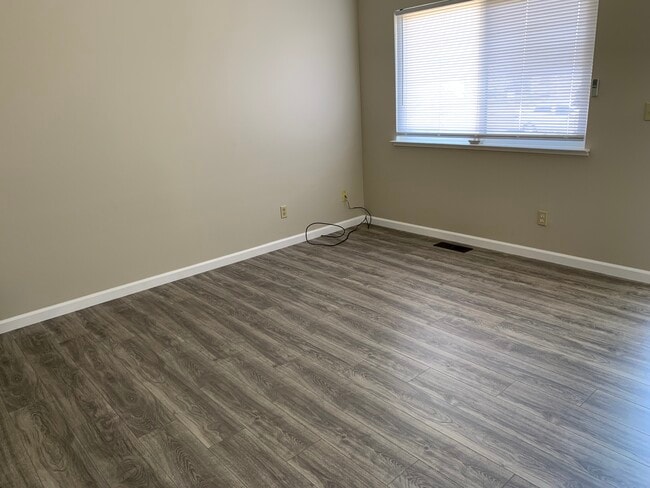 Building Photo - 17215 Markross Ct