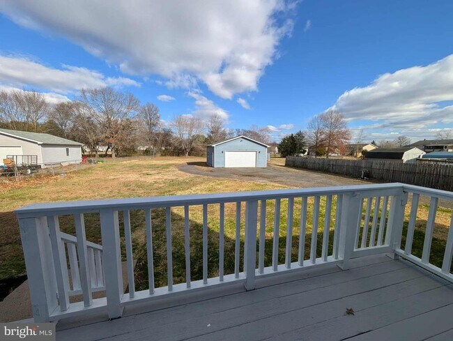 Foto del edificio - 6810 Crescent Ridge Ct