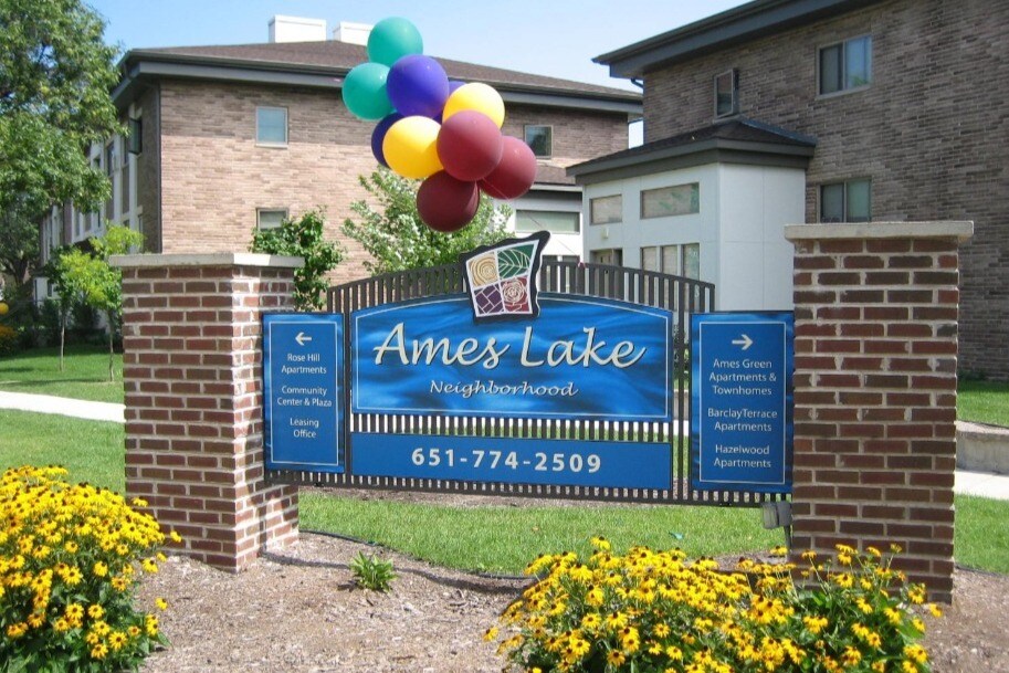 Ames Lake Neighborhood 1144 Barclay St Saint Paul, MN Apartments for Rent in Saint Paul