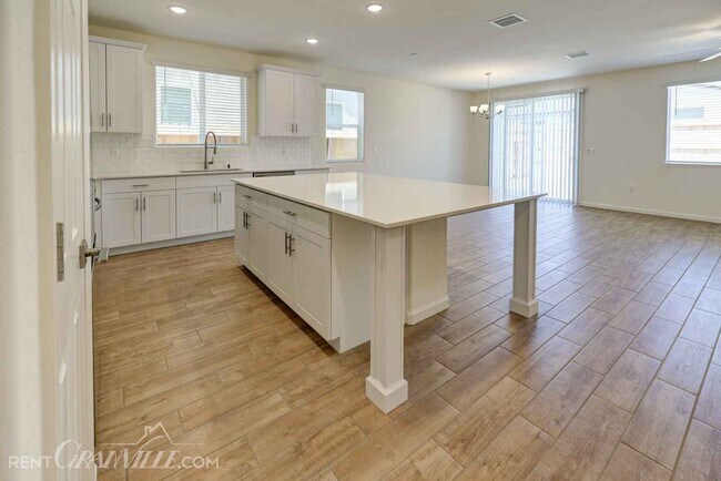 Foto del edificio - Brand New Home in Riverstone