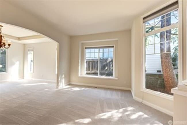 Building Photo - 22524 NE 98th Pl