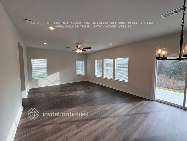 Foto del edificio - 1318 Bluffton Cir