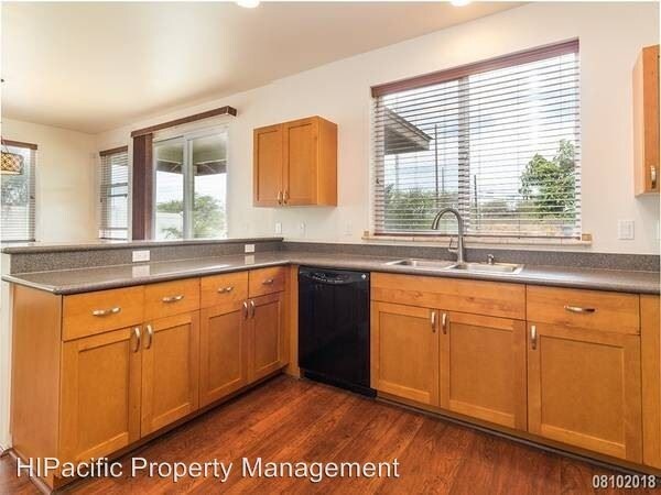 Building Photo - 4 br, 2.5 bath House - 1265 Kukulu St
