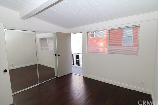 Building Photo - 358 Bluebird Canyon Dr