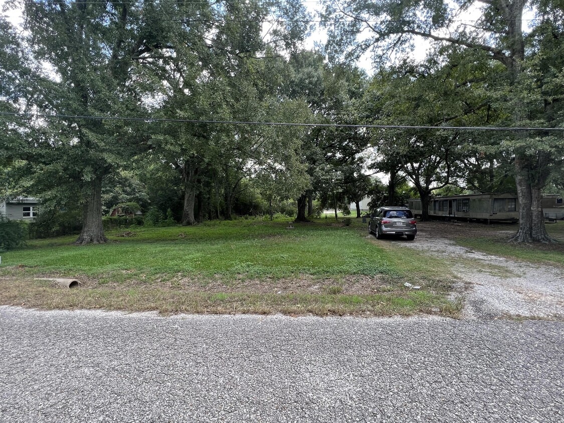 Primary Photo - 220 Tideland Rd