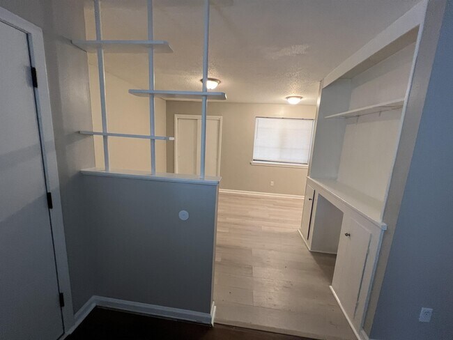 Foto del edificio - 3573 Southland St