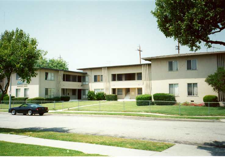 5725 - 5739 1/2 Corbett - 5737 Corbett St