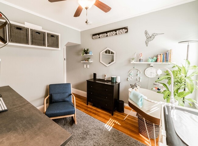 Building Photo - 1510 Centre St