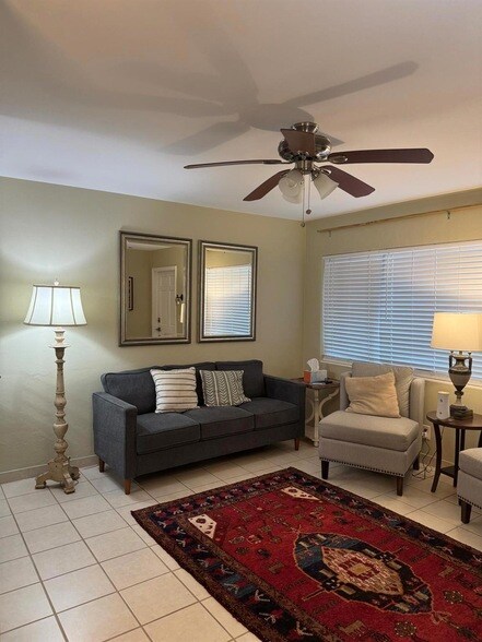 Building Photo - 3362 Cynthia Ln