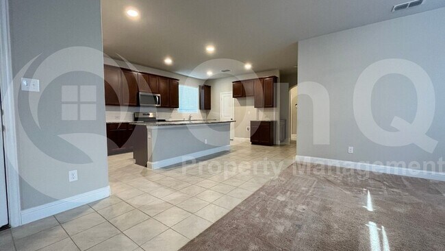 Building Photo - 7313 Elm Grove Ln